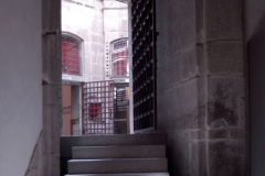 A-C-247Porta de acesso ao Saguão Principal (vulgo “Pátio dos Presos”)