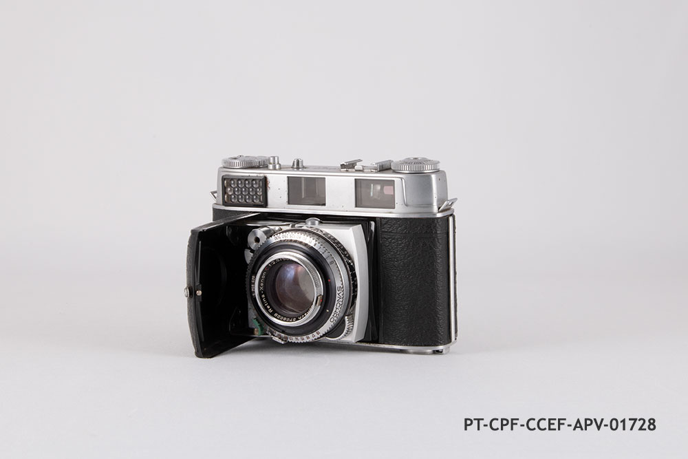 Retina IIIC (Type 028), ca.1957-1960; Kodak A. G., Alemanha; Coleção António Pedro Vicente, Coleção de Câmaras e Equipamento Fotográfico, PT/CPF/CCEF/APV/01728